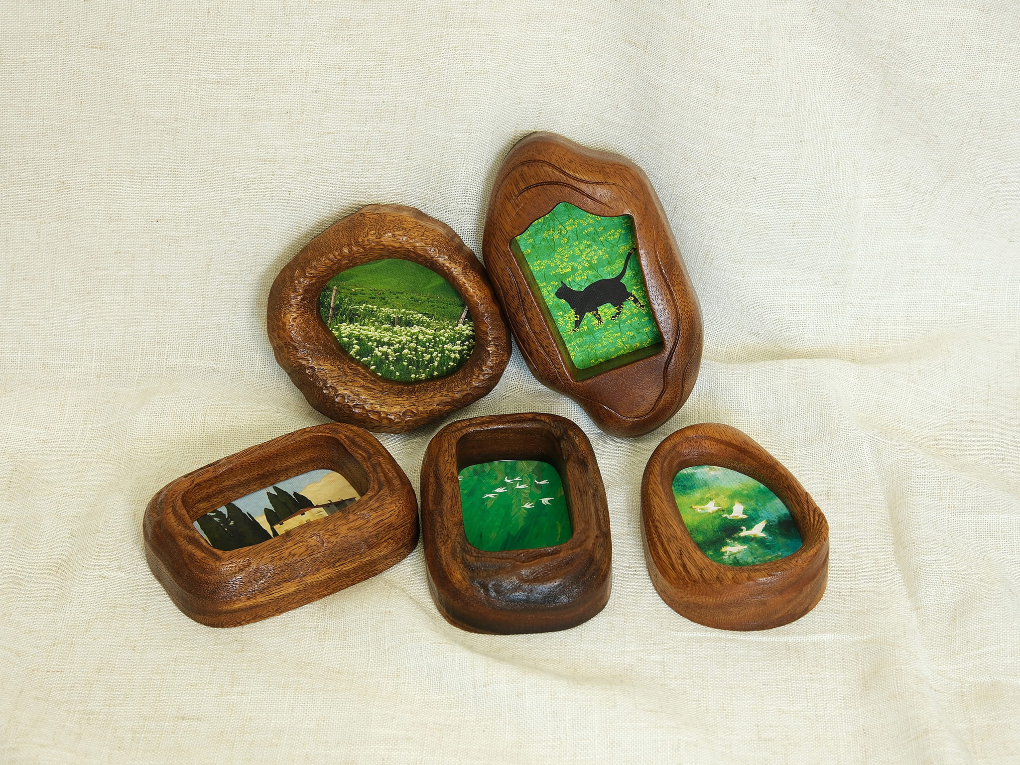 Handmade Solid Walnut Wood Wall Hanging Picture Frame Set with Artwork
