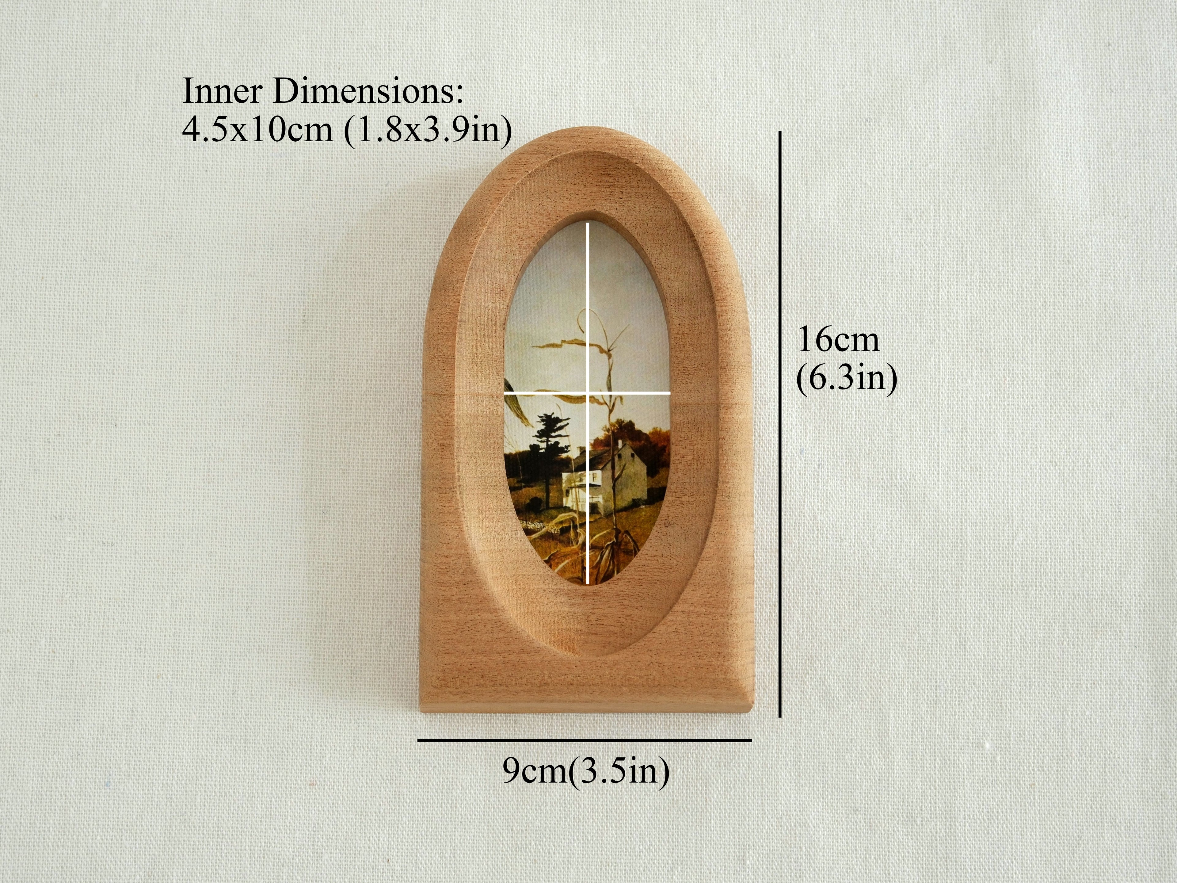 Dimensions for arched frame: 16x9cm outer size, with a 4.5x10cm inner window for vertical artwork.